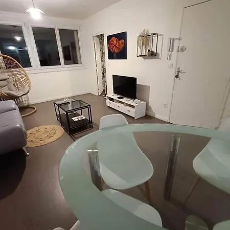 Apartament 3 - Drapeau